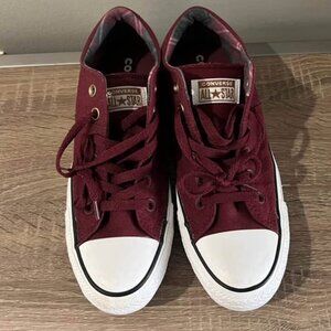 Converse Chuck Taylor All star women size 9 burgundy